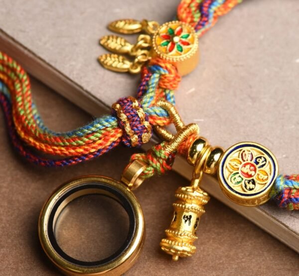 #TB001 Buddhavow Tibet's Hand-Woven Style Hand Rope Lucky Five Masters Colorful Reincarnation Knot String Bracelet：圖片 3